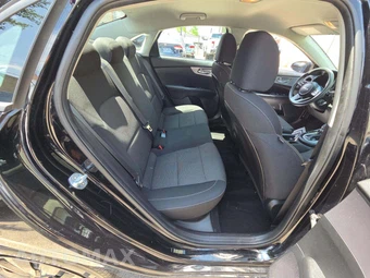 2022 Kia Forte FE – miniatura 16