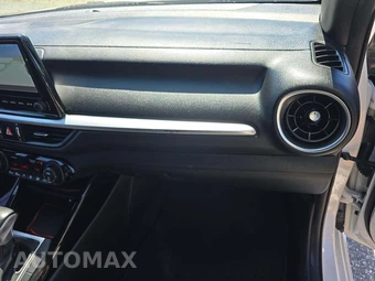 2022 Kia Forte GT - miniatura 19