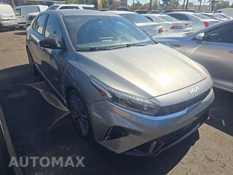 2022 Kia Forte GT – miniatura 3