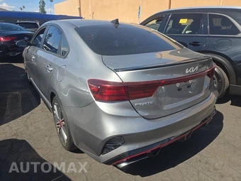 2022 Kia Forte GT – miniatura 6