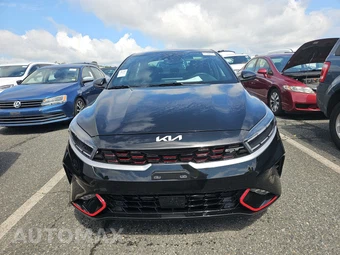2022 Kia Forte GT - miniatura 2