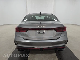 2022 Kia Forte GT – miniatura 5