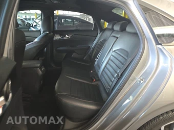 2022 Kia Forte GT – miniatura 13
