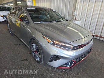 2022 Kia Forte GT – miniatura 3