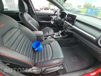 2022 Kia Forte GT - miniatura 18