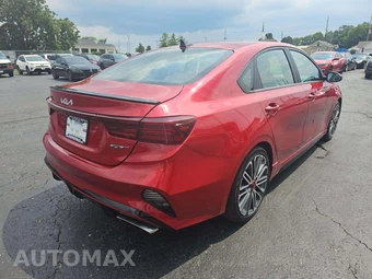 2022 Kia Forte GT - miniatura 3