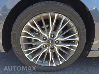 2022 Kia Forte GT-Line – miniatura 18
