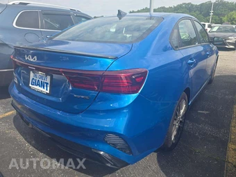 2022 Kia Forte GT-Line - miniatura 3