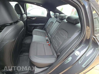 2022 Kia Forte GT-Line - miniatura 13