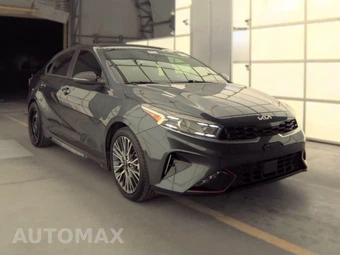 2022 Kia Forte GT-Line – miniatura 3