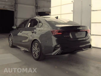 2022 Kia Forte GT-Line – miniatura 6