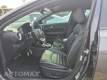 2022 Kia Forte GT-Line – miniatura 7