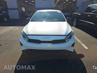 2022 Kia Forte GT-Line – miniatura 2