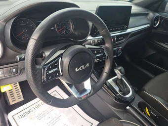 2022 Kia Forte GT-Line – miniatura 11