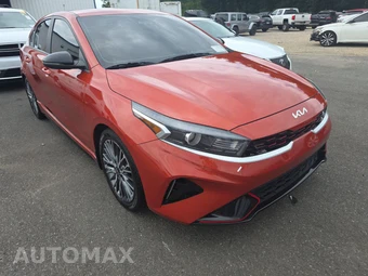 2022 Kia Forte GT-Line – miniatura 3