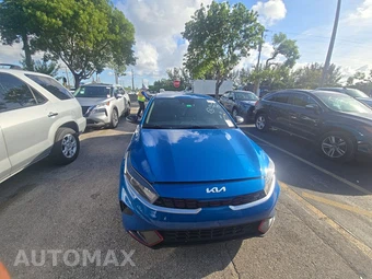 2022 Kia Forte GT-Line - miniatura 2