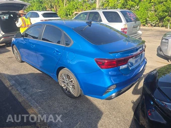 2022 Kia Forte GT-Line - miniatura 6
