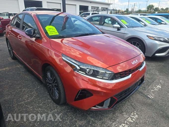 2022 Kia Forte GT-Line - miniatura 4