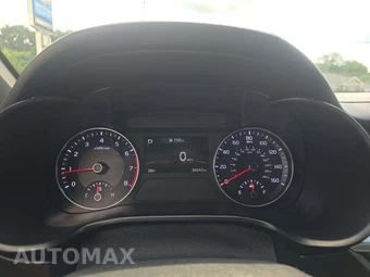 2022 Kia Forte GT-Line - miniatura 9
