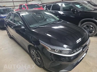 2022 Kia Forte LXS – miniatura 3