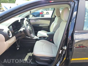 2022 Kia Forte LXS – miniatura 7
