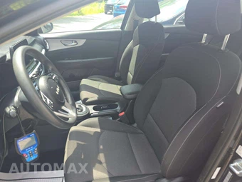 2022 Kia Forte LXS - miniatura 6