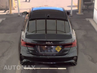 2022 Kia Forte LXS - miniatura 5