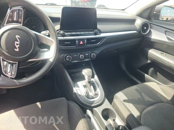 2022 Kia Forte LXS - miniatura 11