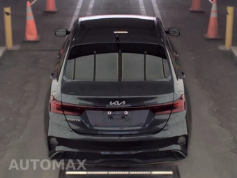2022 Kia Forte LXS - miniatura 5
