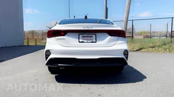 2022 Kia Forte LXS - miniatura 11