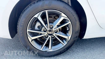 2022 Kia Forte LXS - miniatura 18