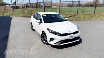 2022 Kia Forte LXS - miniatura 2
