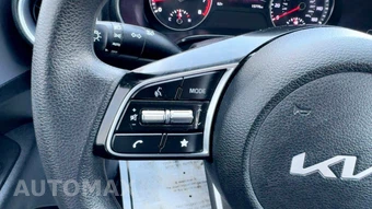 2022 Kia Forte LXS - miniatura 30