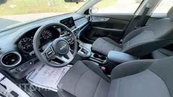 2022 Kia Forte LXS - miniatura 33