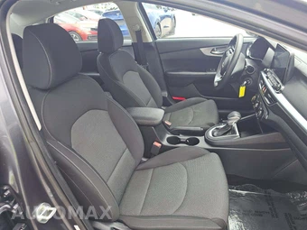 2022 Kia Forte LXS – miniatura 15