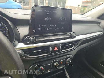 2022 Kia Forte LXS – miniatura 7