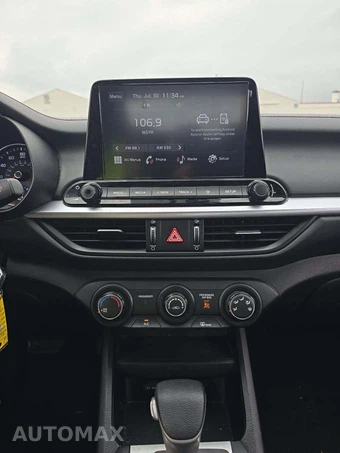2022 Kia Forte LXS – miniatura 10