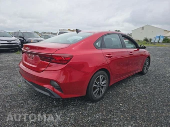 2022 Kia Forte LXS – miniatura 3