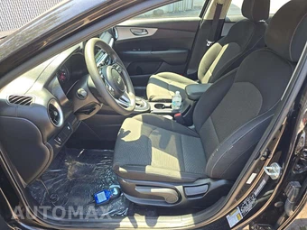 2022 Kia Forte LXS - miniatura 6