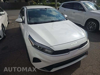 2022 Kia Forte LXS – miniatura 4