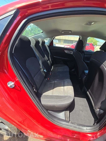 2022 Kia Forte LXS – miniatura 12