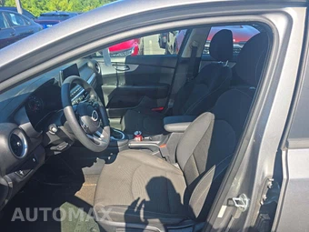 2022 Kia Forte LXS - miniatura 6
