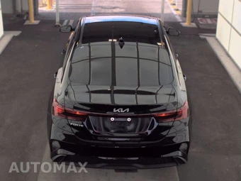 2022 Kia Forte LXS – miniatura 5