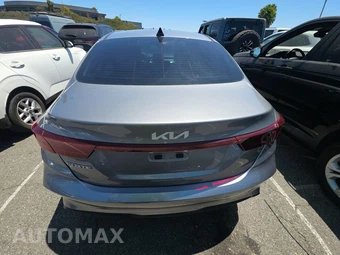2022 Kia Forte LXS - miniatura 5