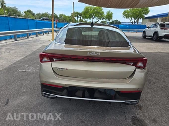 2022 Kia K5 EX – miniatura 5