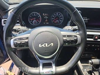 2022 Kia K5 GT – miniatura 10