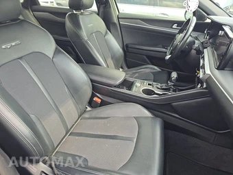 2022 Kia K5 GT-Line – miniatura 8