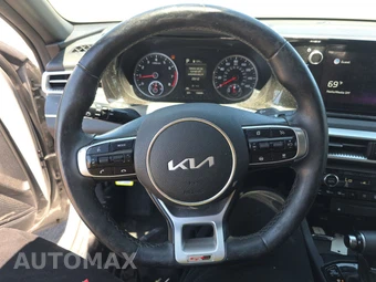2022 Kia K5 GT-Line - miniatura 10