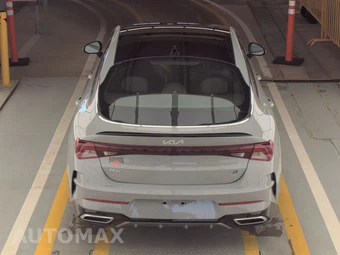 2022 Kia K5 GT-Line - miniatura 5