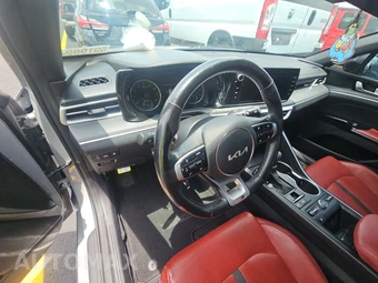 2022 Kia K5 GT-Line – miniatura 11